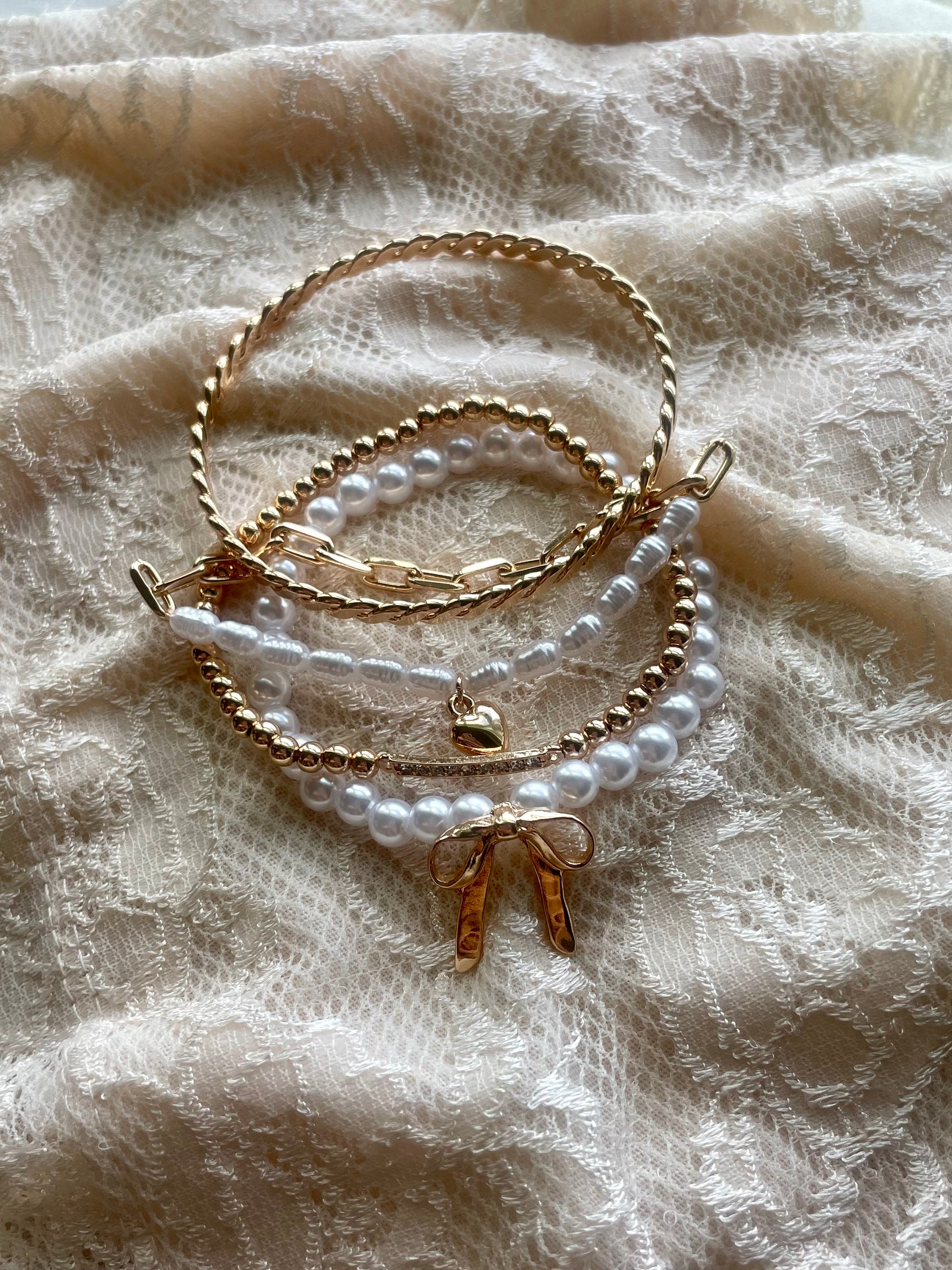 4 pc Gold Bangle Set
